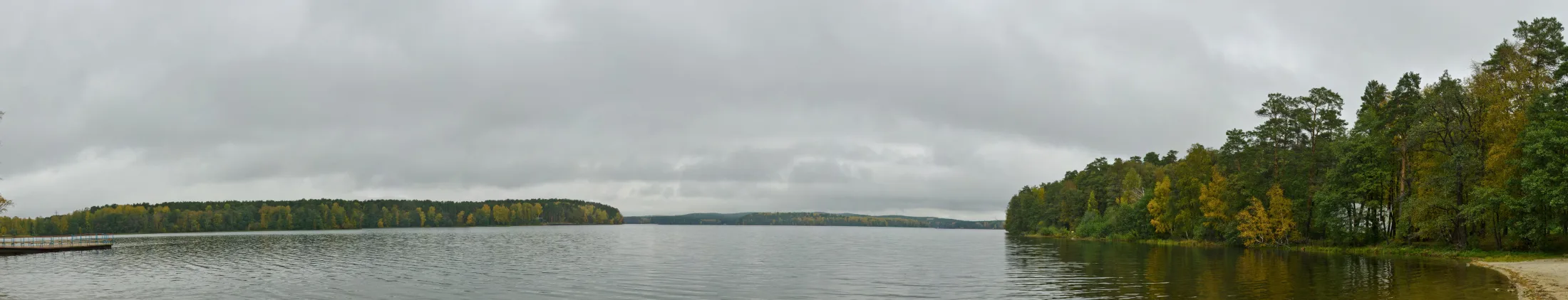 Панорама озера Еловое осенью, Челябинская область